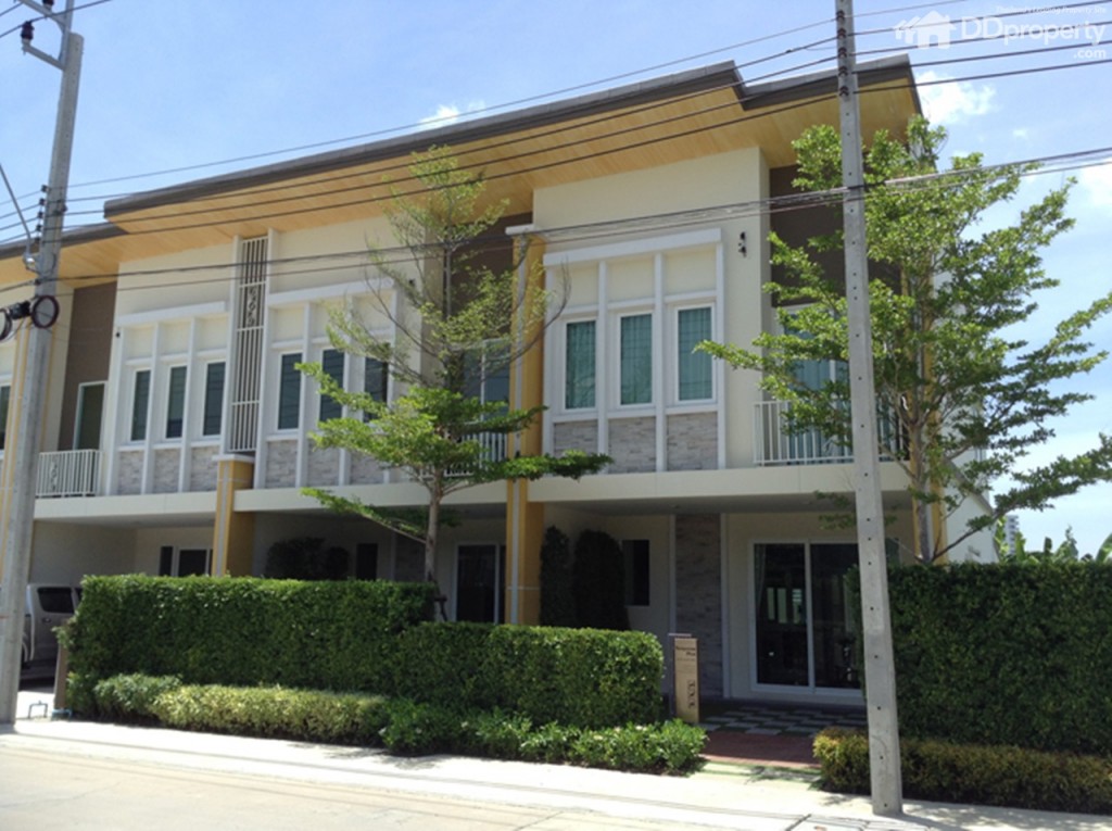 Golden Town Rattanathibet â Bangplup94-037